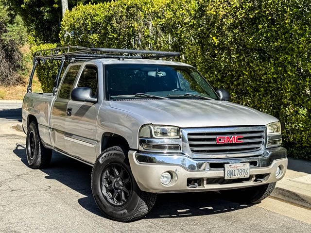 2004 GMC Sierra 1500 Work Truck - Apple Play | Agoura Hills, CA | SoCal Auto Group 2004 GMC Sierra 1500 Work Truck - Apple Play | Agoura Hills, CA | SoCal Auto Group