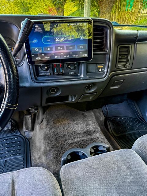 2004 GMC Sierra 1500 Work Truck - Apple Play | Agoura Hills, CA | SoCal Auto Group 2004 GMC Sierra 1500 Work Truck - Apple Play | Agoura Hills, CA | SoCal Auto Group
