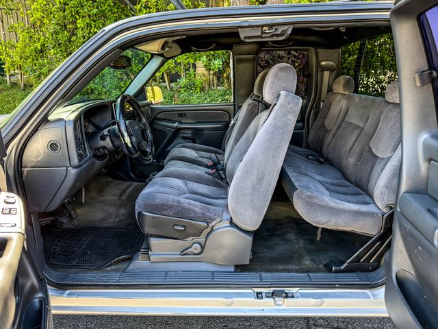 2004 GMC Sierra 1500 Work Truck - Apple Play | Agoura Hills, CA | SoCal Auto Group