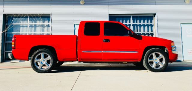 2004 GMC Sierra 1500 Ext. Cab Short Bed 2WD | Lubbock, TX | Chaparral Motors - Lubbock 2004 GMC Sierra 1500 Ext. Cab Short Bed 2WD | Lubbock, TX | Chaparral Motors - Lubbock