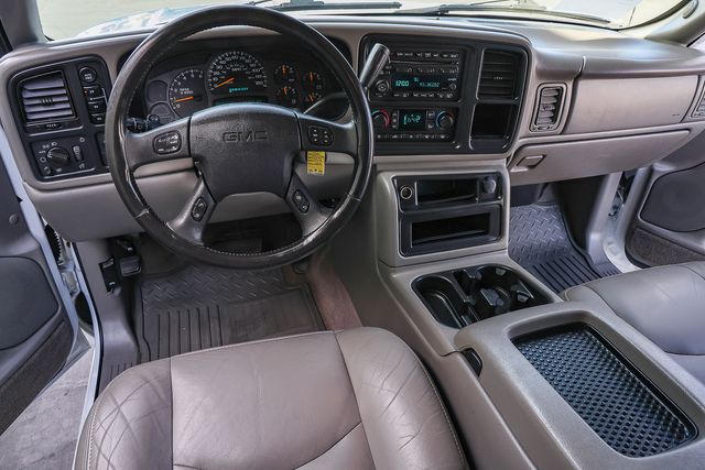 2004 GMC Sierra 2500 SLT