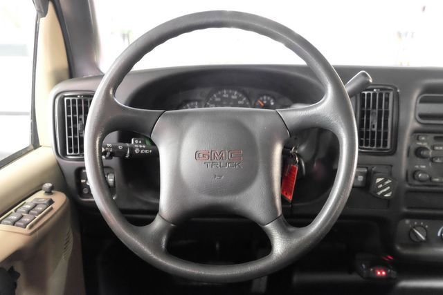 2004 GMC TC4500  | New York, NY | Spincar Demo Account