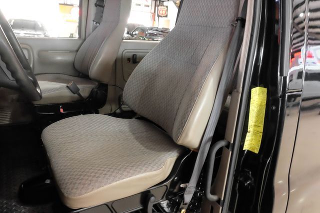 2004 GMC TC4500 | New York, NY | Spincar Demo Account 2004 GMC TC4500 | New York, NY | Spincar Demo Account