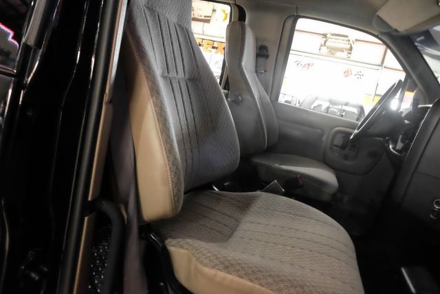 2004 GMC TC4500 | New York, NY | Spincar Demo Account 2004 GMC TC4500 | New York, NY | Spincar Demo Account