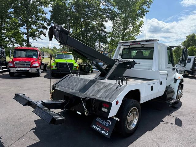 2004 International 4300 Wrecker