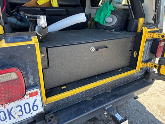 2004 Jeep Wrangler Unlimited | Brea, CA | Zeus Auto Dealers