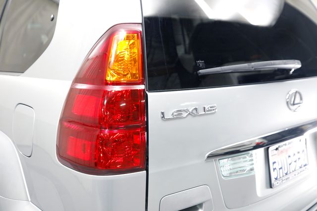 2004 Lexus GX 470 | Burbank, California | MDK International 2004 Lexus GX 470 | Burbank, California | MDK International