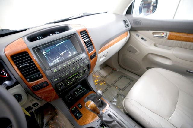 2004 Lexus GX 470 | Burbank, California | MDK International 2004 Lexus GX 470 | Burbank, California | MDK International