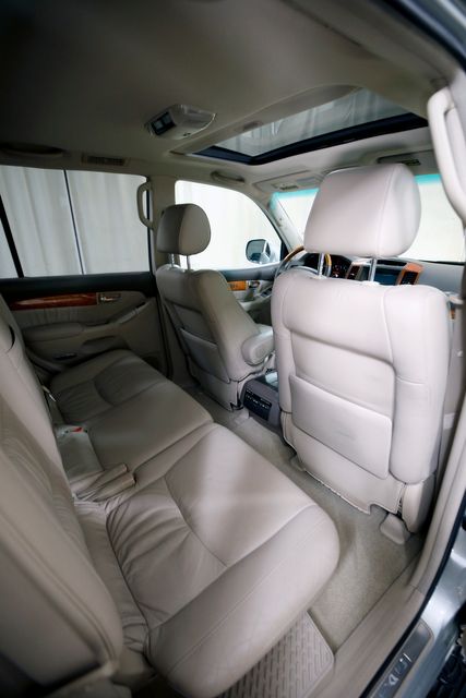 2004 Lexus GX 470 | Burbank, California | MDK International 2004 Lexus GX 470 | Burbank, California | MDK International