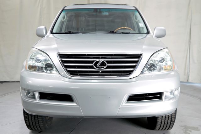 2004 Lexus GX 470 | Burbank, California | MDK International 2004 Lexus GX 470 | Burbank, California | MDK International