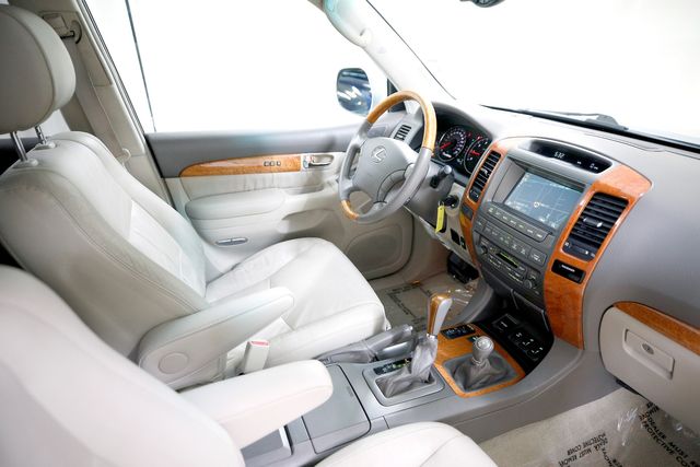 2004 Lexus GX 470 | Burbank, California | MDK International 2004 Lexus GX 470 | Burbank, California | MDK International