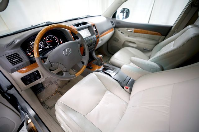 2004 Lexus GX 470 | Burbank, California | MDK International 2004 Lexus GX 470 | Burbank, California | MDK International