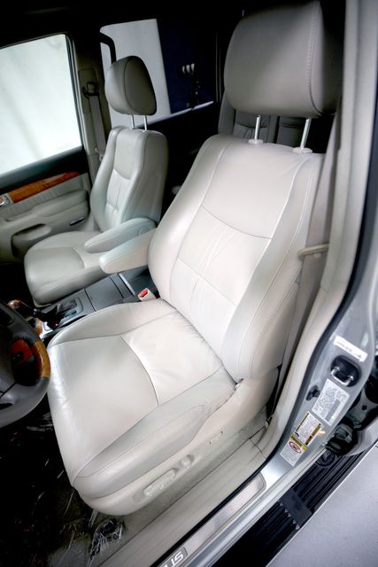 2004 Lexus GX 470 | Burbank, California | MDK International 2004 Lexus GX 470 | Burbank, California | MDK International