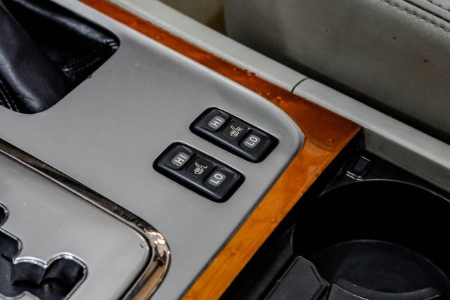 2004 Lexus LX 470 TEXAS TRUCK ZERO RUST Mark Levinson Audio RACK | Dallas, TX | East Dallas Diesel 2004 Lexus LX 470 TEXAS TRUCK ZERO RUST Mark Levinson Audio RACK | Dallas, TX | East Dallas Diesel