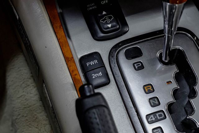 2004 Lexus LX 470 TEXAS TRUCK ZERO RUST Mark Levinson Audio RACK | Dallas, TX | East Dallas Diesel 2004 Lexus LX 470 TEXAS TRUCK ZERO RUST Mark Levinson Audio RACK | Dallas, TX | East Dallas Diesel