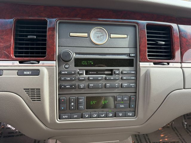 2004 Lincoln Town Car Ultimate | Arlington Heights, IL | Gmotorcars