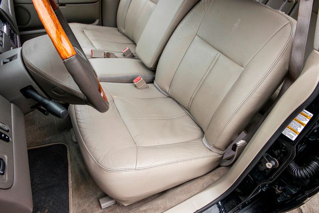 2004 Lincoln Town Car Ultimate | Van Nuys, CA | Stellar Auto INC.