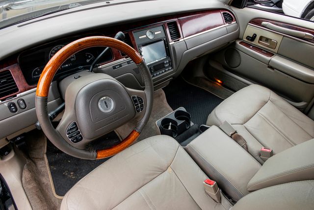 2004 Lincoln Town Car Ultimate | Van Nuys, CA | Stellar Auto INC. 2004 Lincoln Town Car Ultimate | Van Nuys, CA | Stellar Auto INC.