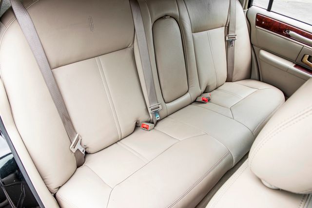 2004 Lincoln Town Car Ultimate | Van Nuys, CA | Stellar Auto INC.