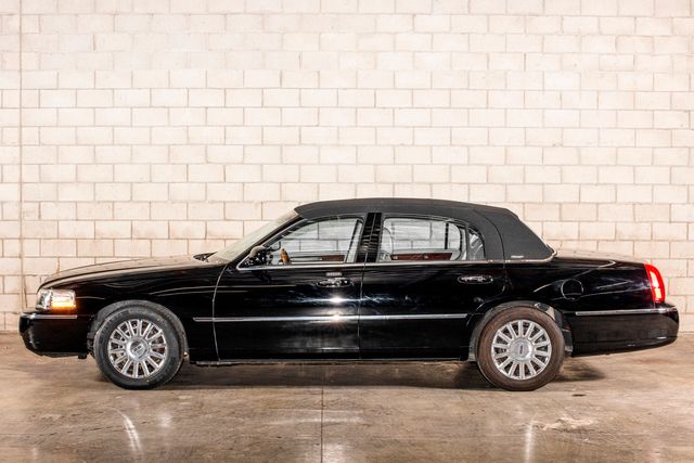 2004 Lincoln Town Car Ultimate | Van Nuys, CA | Stellar Auto INC. 2004 Lincoln Town Car Ultimate | Van Nuys, CA | Stellar Auto INC.