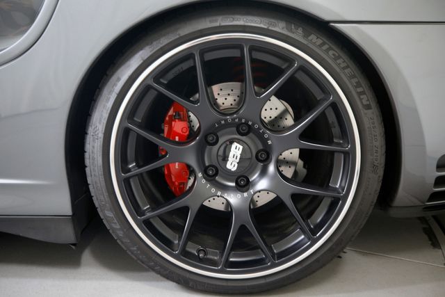 2004 Porsche 911 Turbo | Burbank, California | MDK International 2004 Porsche 911 Turbo | Burbank, California | MDK International