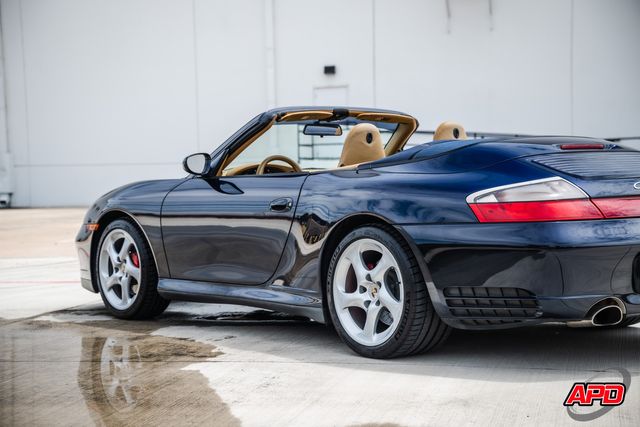 2004 Porsche 911 Carrera 4S