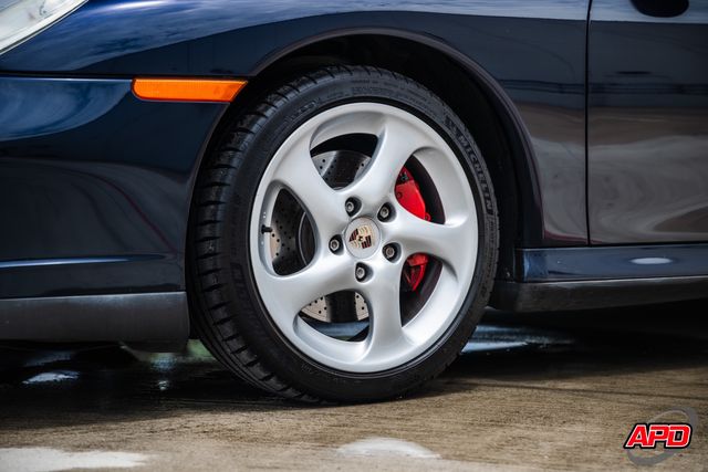 2004 Porsche 911 Carrera 4S
