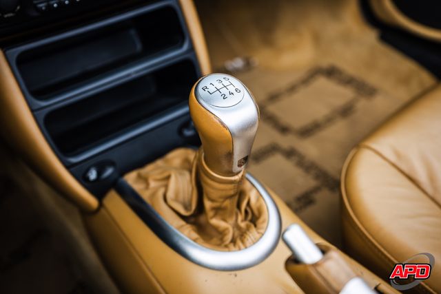 2004 Porsche 911 Carrera 4S