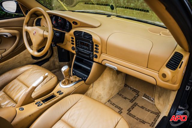 2004 Porsche 911 Carrera 4S