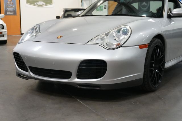 2004 Porsche 911 Carrera 4S