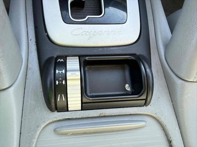 2004 Porsche Cayenne Tiptronic