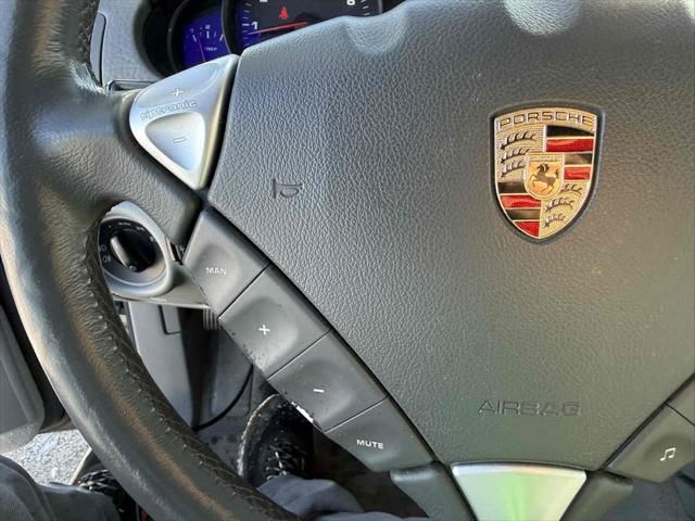 2004 Porsche Cayenne Tiptronic