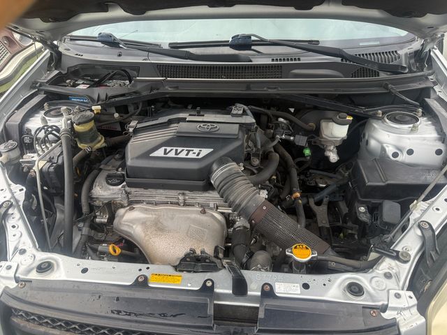 2004 Toyota RAV4 Base