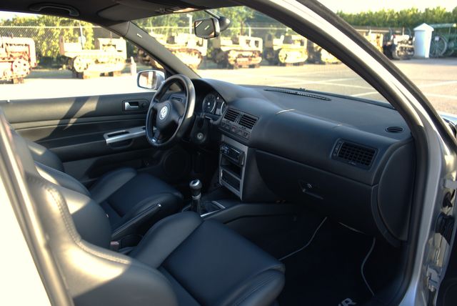 2004 Volkswagen R32 | Fresno, CA | 2K MOTORS 2004 Volkswagen R32 | Fresno, CA | 2K MOTORS