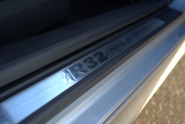 2004 Volkswagen R32 | Fresno, CA | 2K MOTORS 2004 Volkswagen R32 | Fresno, CA | 2K MOTORS