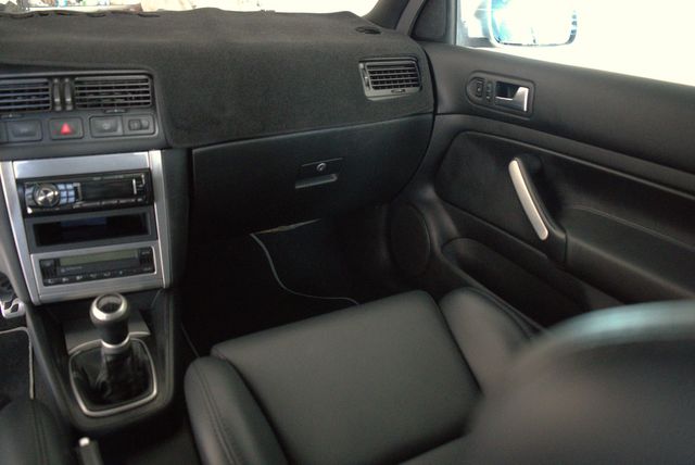 2004 Volkswagen R32 | Fresno, CA | 2K MOTORS 2004 Volkswagen R32 | Fresno, CA | 2K MOTORS