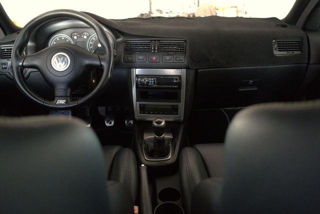 2004 Volkswagen R32 | Fresno, CA | 2K MOTORS 2004 Volkswagen R32 | Fresno, CA | 2K MOTORS