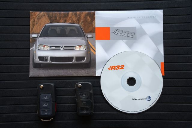 2004 Volkswagen R32 | Fresno, CA | 2K MOTORS 2004 Volkswagen R32 | Fresno, CA | 2K MOTORS
