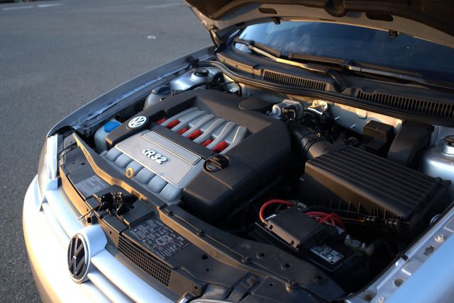 2004 Volkswagen R32 | Fresno, CA | 2K MOTORS 2004 Volkswagen R32 | Fresno, CA | 2K MOTORS