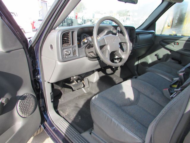 2005 3500 4x2 Reg Cab, 11'6" Flatbed  | St Cloud MN | NorthStar Truck Sales