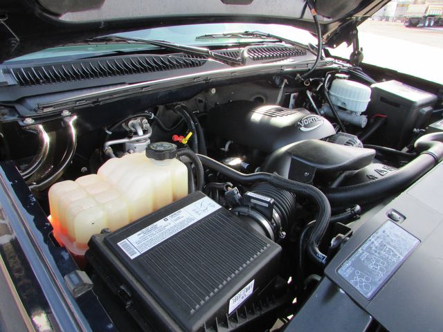 2005 3500 4x2 Reg Cab, 11'6" Flatbed  | St Cloud MN | NorthStar Truck Sales