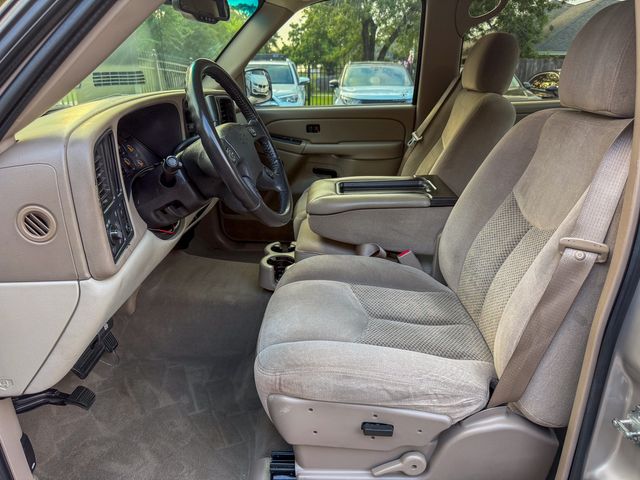2005 Chevrolet Avalanche 1500 LS
