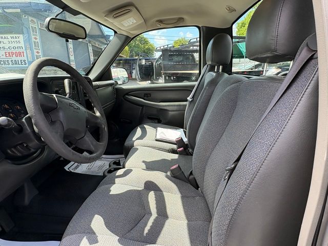2005 Chevrolet Silverado 1500 Work Truck