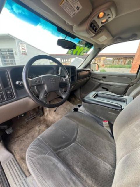 2005 Chevrolet Suburban 1500 2WD | Lubbock, TX | Chaparral Motors - Lubbock 2005 Chevrolet Suburban 1500 2WD | Lubbock, TX | Chaparral Motors - Lubbock