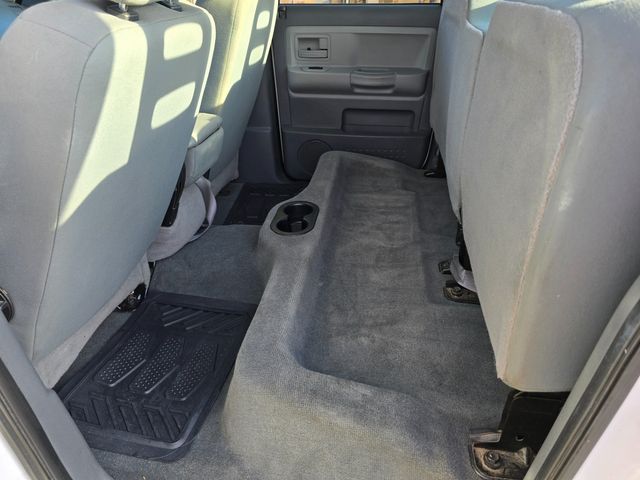 2005 Dodge Dakota SLT