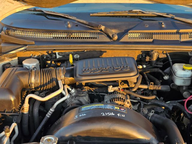 2005 Dodge Dakota SLT