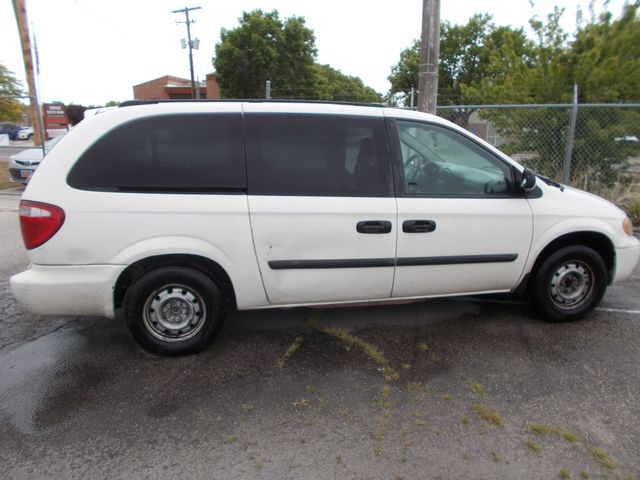 2005 Dodge Grand Caravan SE