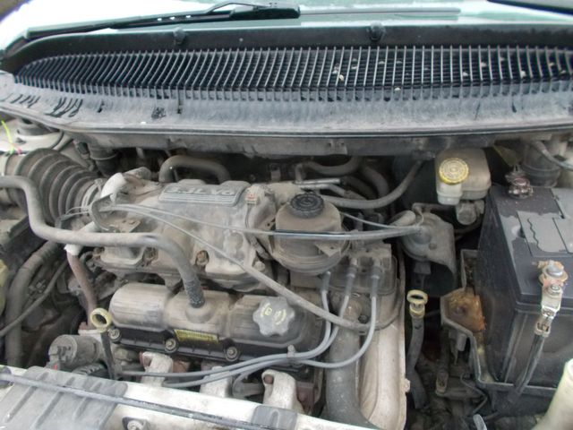 2005 Dodge Grand Caravan SE