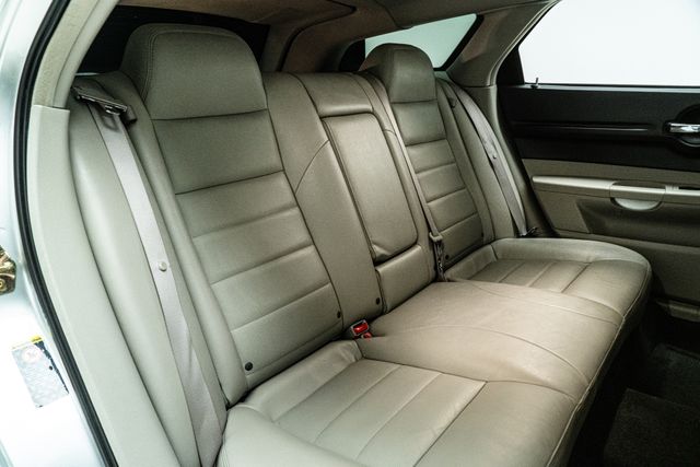2005 Dodge Magnum R/T Only 55k Miles | Carrollton, TX | Texas Hot Rides 2005 Dodge Magnum R/T Only 55k Miles | Carrollton, TX | Texas Hot Rides