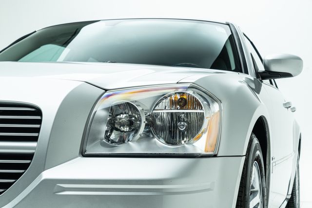 2005 Dodge Magnum R/T Only 55k Miles | Carrollton, TX | Texas Hot Rides 2005 Dodge Magnum R/T Only 55k Miles | Carrollton, TX | Texas Hot Rides